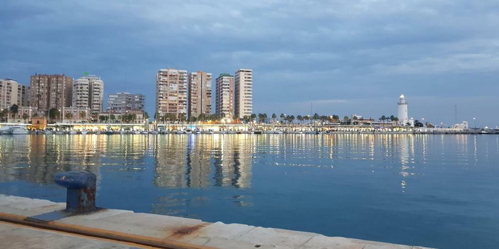 Penthouse & Pool Center Apartament *